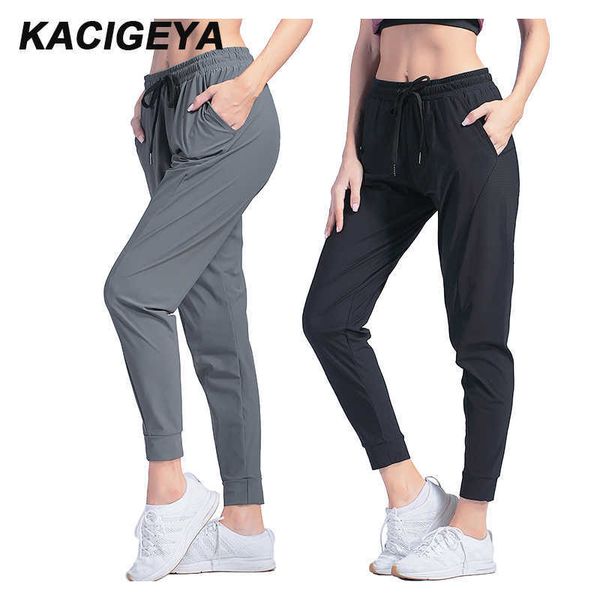 female sportswear trousers nylon quick dry running pants causal breathable women drawstring training jog pocket yoga leggings 211006, Black;white
female sportswear trousers nylon quick dry running pants causal breathable women drawstring training jog pocket yoga leggings 211006, Black;white