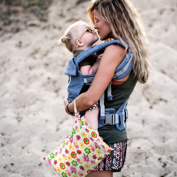 diaper bags zipper reusable nappy bag baby water proof portable storage pocket kid wet rubbish infant travel 30*40cm
diaper bags zipper reusable nappy bag baby water proof portable storage pocket kid wet rubbish infant travel 30*40cm