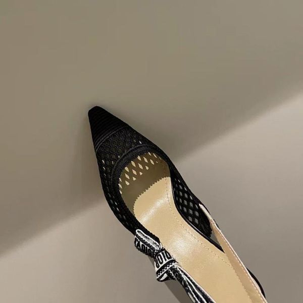 sandals temperament style mesh pointed toe women's mid-heel, Black 
sandals temperament style mesh pointed toe women's mid-heel, Black