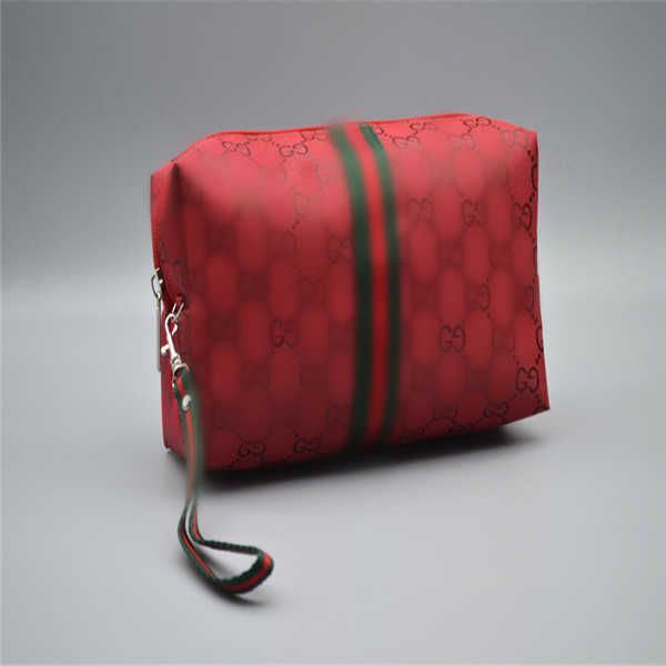 luxury brands women cosmetic bag large capacity travelling famous designer classical men toiletry bags make up wash toilet, Red;black
luxury brands women cosmetic bag large capacity travelling famous designer classical men toiletry bags make up wash toilet, Red;black