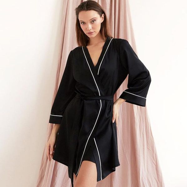 women's sleepwear 2 piece pajama set women roupao de banho silk robe satin bathrobe black three quarter sleeping wear for, Black;red
women's sleepwear 2 piece pajama set women roupao de banho silk robe satin bathrobe black three quarter sleeping wear for, Black;red