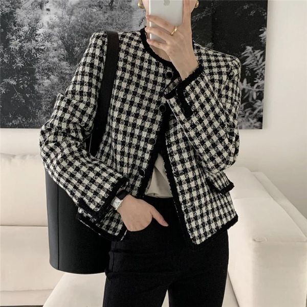 women's jackets autumn round neck tweed casual coat for women sweater fashion chaqueta vaquera mujer windbreaker manteau femme hiver 20, Black;brown
women's jackets autumn round neck tweed casual coat for women sweater fashion chaqueta vaquera mujer windbreaker manteau femme hiver 20, Black;brown