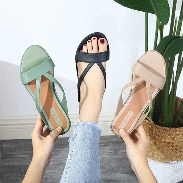 fashion and leisure korean version plastic thick bottom jelly slippers for lazy women to wear set foot beach sandals, Black
fashion and leisure korean version plastic thick bottom jelly slippers for lazy women to wear set foot beach sandals, Black