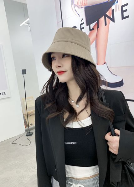 fisherman's spring and summer pure color female designer fashion simple sunshade versatile personality net red bucket hat
fisherman's spring and summer pure color female designer fashion simple sunshade versatile personality net red bucket hat
