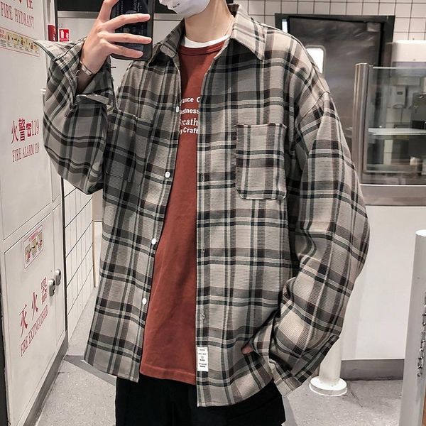 men's casual shirts 2021 spring plaid vintage shirt mens office harajuku male long sleeve oversize clothes, White;black
men's casual shirts 2021 spring plaid vintage shirt mens office harajuku male long sleeve oversize clothes, White;black