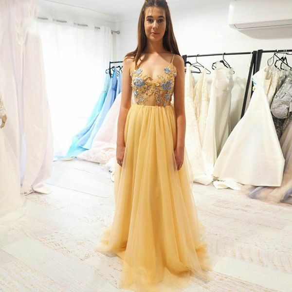 party dresses appliques girl gown women long fashion straps v neck dress bright yellow evening butterfly chest love gold 3d, White;black
party dresses appliques girl gown women long fashion straps v neck dress bright yellow evening butterfly chest love gold 3d, White;black