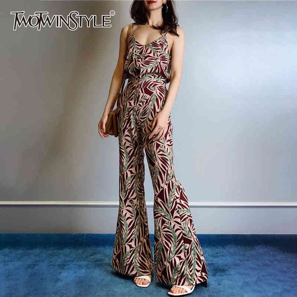 print two piece set for women v neck sleeveless short high waist straight pants casual sets female spring 210428, White
print two piece set for women v neck sleeveless short high waist straight pants casual sets female spring 210428, White