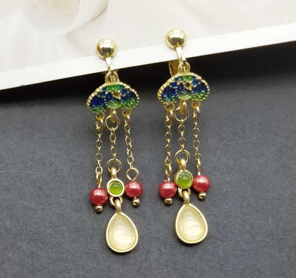 2021 new hanfu long classic palace style ethnic scenery thai blue women's earrings, Black
2021 new hanfu long classic palace style ethnic scenery thai blue women's earrings, Black
