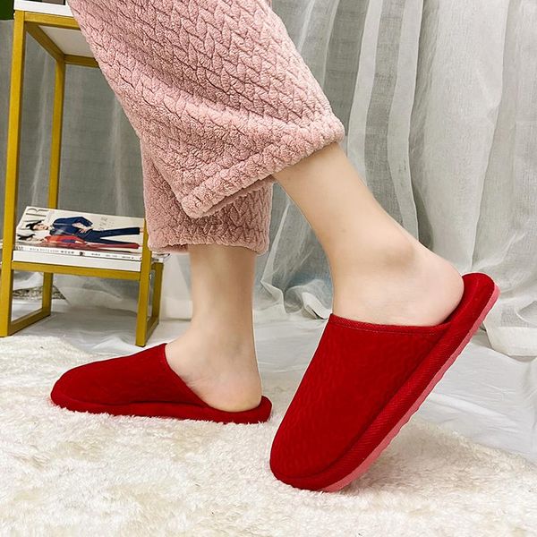 slippers women keep warm in winter home shoes short plush womens slides furry fashion woman, Black
slippers women keep warm in winter home shoes short plush womens slides furry fashion woman, Black