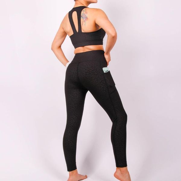 yoga outfit 2021 leopard fitness suit with pocket sport for woman sportswear workout set women gym clothing active wear training
yoga outfit 2021 leopard fitness suit with pocket sport for woman sportswear workout set women gym clothing active wear training