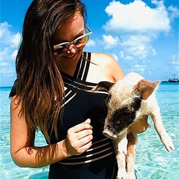 hanging neck stripe tight swimsuit women' seaside perspective beautiful back 2021 style, Red;black
hanging neck stripe tight swimsuit women' seaside perspective beautiful back 2021 style, Red;black