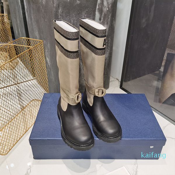 autumn and winter new style boots female high riding boots splicing letters boots show thin knight but knee, Black
autumn and winter new style boots female high riding boots splicing letters boots show thin knight but knee, Black