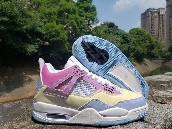 4 generation temperature changing men and women university blue 4s mens white oreo metallic basketball shoes us 5.5~13
4 generation temperature changing men and women university blue 4s mens white oreo metallic basketball shoes us 5.5~13