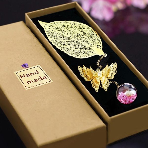 bookmark chinese style metal butterfly leaf vein glass ball with gift box to send classmates wedding, birthday, holiday, trade f
bookmark chinese style metal butterfly leaf vein glass ball with gift box to send classmates wedding, birthday, holiday, trade f