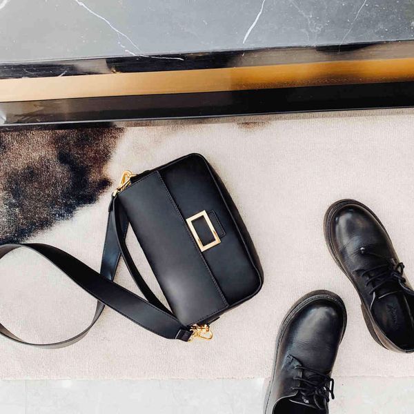 2020 5a quality genuine leathe shoulder bags nylon handbags elling designer luxury wallet women bags crossbody bag hobo purses baguette0
2020 5a quality genuine leathe shoulder bags nylon handbags elling designer luxury wallet women bags crossbody bag hobo purses baguette0