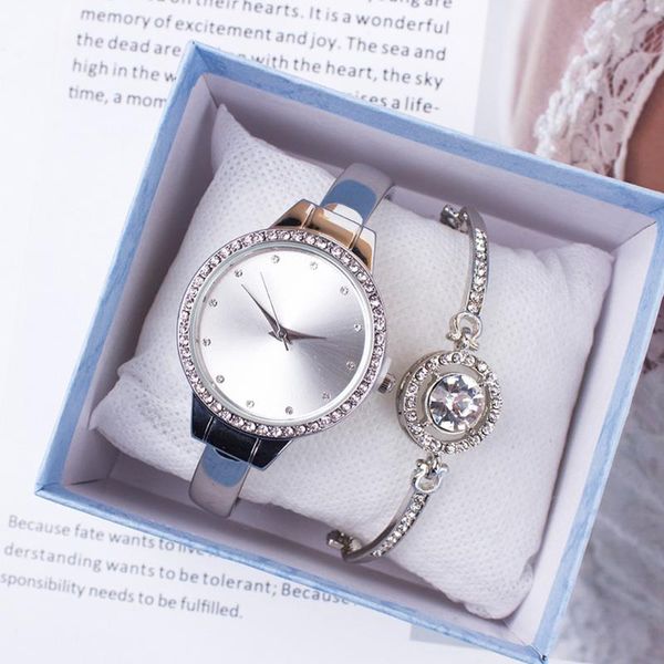 wristwatches 2pcs set fashion silver women's watch and bracelet crystal quartz wrist ladies clock zegarek damski, Slivery;brown
wristwatches 2pcs set fashion silver women's watch and bracelet crystal quartz wrist ladies clock zegarek damski, Slivery;brown