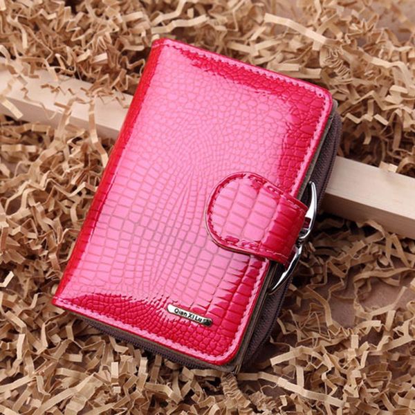 wallets 2021 casual wallet multi-card slot short fashion thin three-fold soft horizontal coin purse, Red;black
wallets 2021 casual wallet multi-card slot short fashion thin three-fold soft horizontal coin purse, Red;black