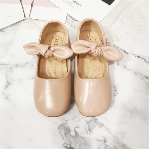flat shoes girls leather 2021 spring fashion children solid bow princess non-slip soft kids, Black;grey
flat shoes girls leather 2021 spring fashion children solid bow princess non-slip soft kids, Black;grey