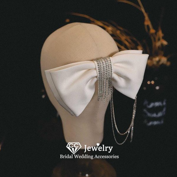 hair clips & barrettes butterfly shape hairgrips wedding accessories for women bridesmaids hairwear engagement ornaments romantic hairpin, Golden;silver
hair clips & barrettes butterfly shape hairgrips wedding accessories for women bridesmaids hairwear engagement ornaments romantic hairpin, Golden;silver