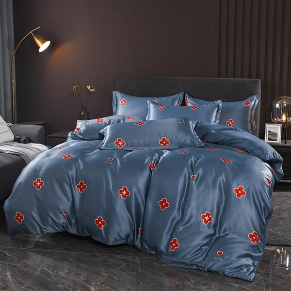bedding sets dark luxury 3/4pcs mulberry silk set clover duvet cover quilt flat sheet pillowcases twin full king
bedding sets dark luxury 3/4pcs mulberry silk set clover duvet cover quilt flat sheet pillowcases twin full king