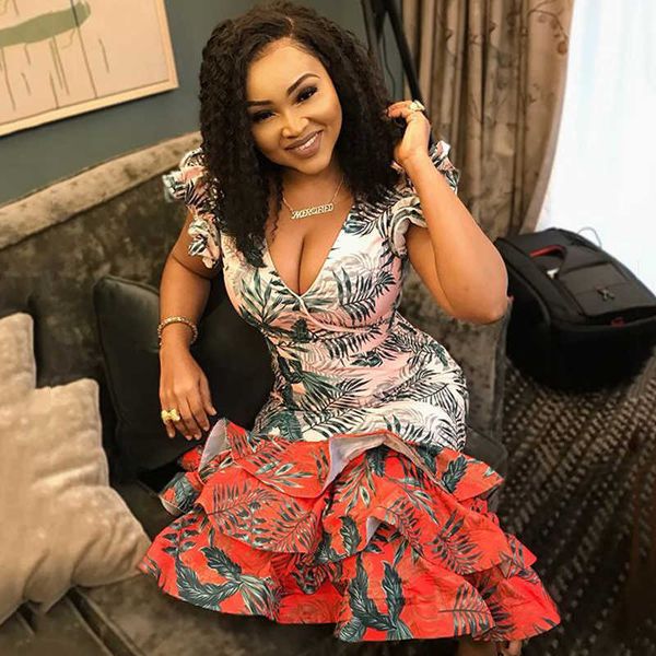 2021bodycon deep v neck robes women elegant party african print dashiki ankara ruffle maxi dress 2021 summer garment, Red
2021bodycon deep v neck robes women elegant party african print dashiki ankara ruffle maxi dress 2021 summer garment, Red