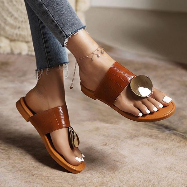 chic gold round metal crocodile pattern slippers women big size 43 black brown beige quality summer beach seaside flip flop shoe
chic gold round metal crocodile pattern slippers women big size 43 black brown beige quality summer beach seaside flip flop shoe