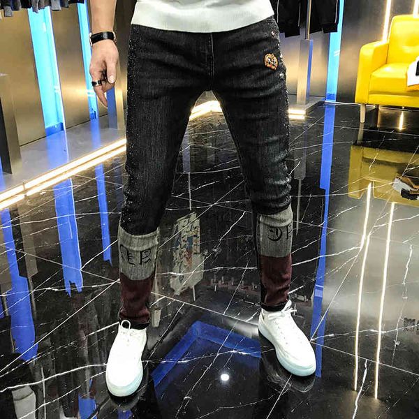 autumn men's jean patched metal drill crown light gray decoration light-range leg small male pants, Blue
autumn men's jean patched metal drill crown light gray decoration light-range leg small male pants, Blue