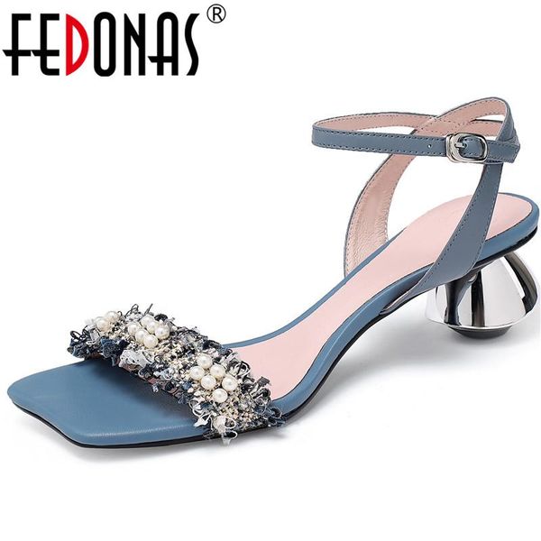 dress shoes fedonas pearl decoration sweet women sandals fashion summer high heels pumps 2021 peep toe wedding office lady woman, Black
dress shoes fedonas pearl decoration sweet women sandals fashion summer high heels pumps 2021 peep toe wedding office lady woman, Black