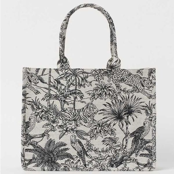 cross body 2021 fashion tote bag jacquard embroidered canvas large capacity handbag lady shoulder shopping grand luxury designer
cross body 2021 fashion tote bag jacquard embroidered canvas large capacity handbag lady shoulder shopping grand luxury designer