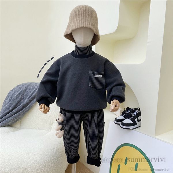 2022 spring boys clothing sets kids fake two piece high collar sweatshirt+stereo bear stripe casual pants 2pcs children sports outfits q3859, White
2022 spring boys clothing sets kids fake two piece high collar sweatshirt+stereo bear stripe casual pants 2pcs children sports outfits q3859, White