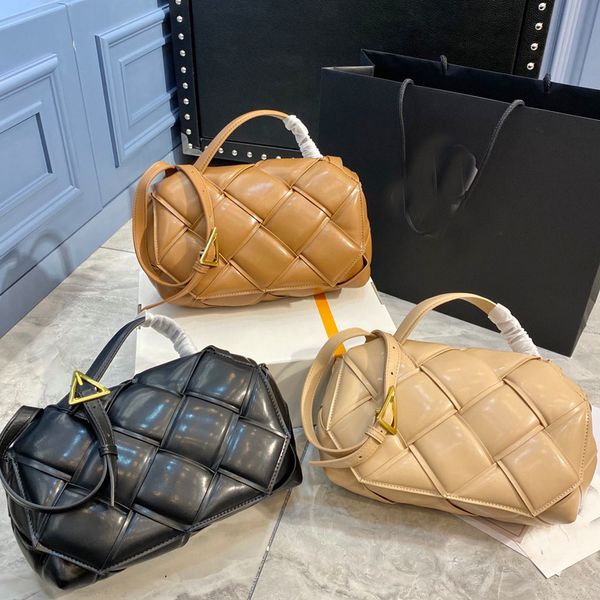 fashion woven bag women leather handbag zipper purse crossbody messenger bags adjustable belt shoulder bag pleated plaid padded pillow bags
fashion woven bag women leather handbag zipper purse crossbody messenger bags adjustable belt shoulder bag pleated plaid padded pillow bags