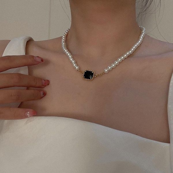 chains 2021 kpop vintage black crystal pearl necklace clavicle chain for woman girls elegant aesthetic jewelry, Silver
chains 2021 kpop vintage black crystal pearl necklace clavicle chain for woman girls elegant aesthetic jewelry, Silver