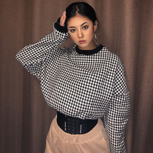 autumn and winter black and white plaid high street casual warm sweater women o-neck all match pullover womenen sn
autumn and winter black and white plaid high street casual warm sweater women o-neck all match pullover womenen sn
