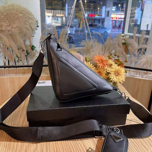 designer handbag tote bag shoulder bags crossbody bag luxury women's genuine leather fashion brand different colors triangle totes
designer handbag tote bag shoulder bags crossbody bag luxury women's genuine leather fashion brand different colors triangle totes