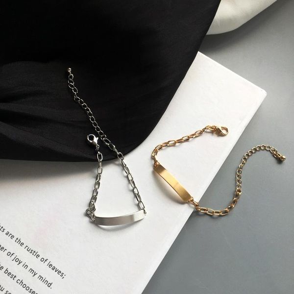charm bracelets hip-hop show white bracelet made of metal chain lock personality daily wear a street snap tide female creative, Golden;silver
charm bracelets hip-hop show white bracelet made of metal chain lock personality daily wear a street snap tide female creative, Golden;silver