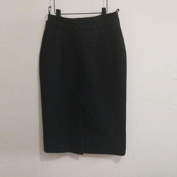skirts tweed skirt women black 2021 spring / autumn women's woolen ladies weaving in a long (slits later)
skirts tweed skirt women black 2021 spring / autumn women's woolen ladies weaving in a long (slits later)