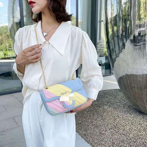 70% factory store 2021 early autumn fashion color contrast simple splicing small square fresh and sweet girl out the street accessory bag
70% factory store 2021 early autumn fashion color contrast simple splicing small square fresh and sweet girl out the street accessory bag