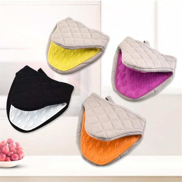 oven mitts microwave hand clip silicone heat-resistant gloves baking tools take tongs kitchen finger pot non-slip clamp
oven mitts microwave hand clip silicone heat-resistant gloves baking tools take tongs kitchen finger pot non-slip clamp
