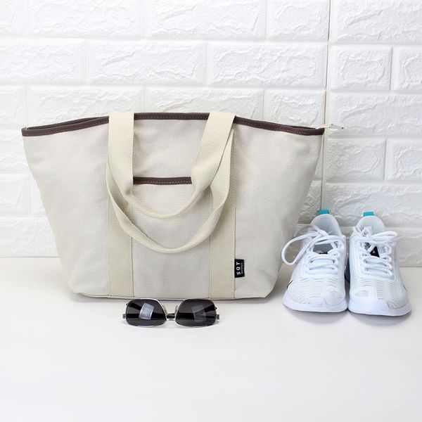 2021 new fashion large-capacity canvas bag ladies shoulder portable zipper simple tote bag purses and handbags luxury designer
2021 new fashion large-capacity canvas bag ladies shoulder portable zipper simple tote bag purses and handbags luxury designer