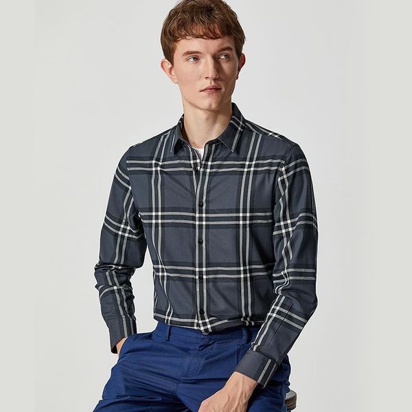 men's casual shirts plaid shirt long sleeve ice silk non-iron business slim korean trendy 82101, White;black
men's casual shirts plaid shirt long sleeve ice silk non-iron business slim korean trendy 82101, White;black