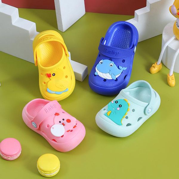 slipper summer children' slippers indoor non-slip soft bottom, breathable and lightweight daily all-match hole shoes for boys girls, Black;grey
slipper summer children' slippers indoor non-slip soft bottom, breathable and lightweight daily all-match hole shoes for boys girls, Black;grey
