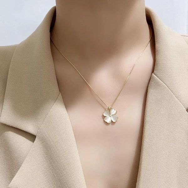 chains korean style micro-inlaid opal clover necklace simple all-match elegant golden clavicle chain pendant, Silver
chains korean style micro-inlaid opal clover necklace simple all-match elegant golden clavicle chain pendant, Silver