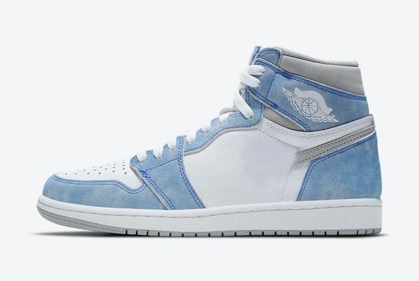 authentic 1 high og hyper royal shoes trophy room 1s light smoke grey white man woman outdoor shoes sports sneakers with original box, Red;white
authentic 1 high og hyper royal shoes trophy room 1s light smoke grey white man woman outdoor shoes sports sneakers with original box, Red;white