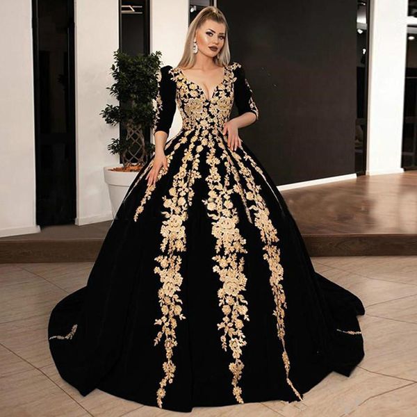 half long sleeves ball gown evening dresses with appliques velvet court train kaftan caftan arabic special occasion prom party gowns, Black;red
half long sleeves ball gown evening dresses with appliques velvet court train kaftan caftan arabic special occasion prom party gowns, Black;red