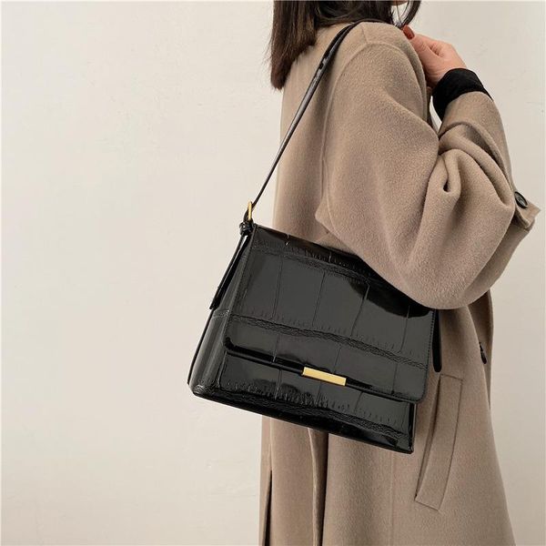 cross body crocodile pattern simple messenger bag women's trendy fashion one-shoulder small square bags literary and art all-match hand
cross body crocodile pattern simple messenger bag women's trendy fashion one-shoulder small square bags literary and art all-match hand