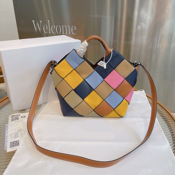 luxurys women's small surplus leather woven basket bag classic calfskin brick red rose shoulder designer cowhide purses tote bags 24*27
luxurys women's small surplus leather woven basket bag classic calfskin brick red rose shoulder designer cowhide purses tote bags 24*27