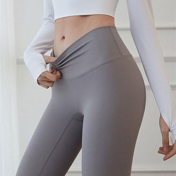 yoga outfits colorvalue sanded pants without front lines naked feeling booty leggings high elastic stretch sport women fitness, White;red
yoga outfits colorvalue sanded pants without front lines naked feeling booty leggings high elastic stretch sport women fitness, White;red