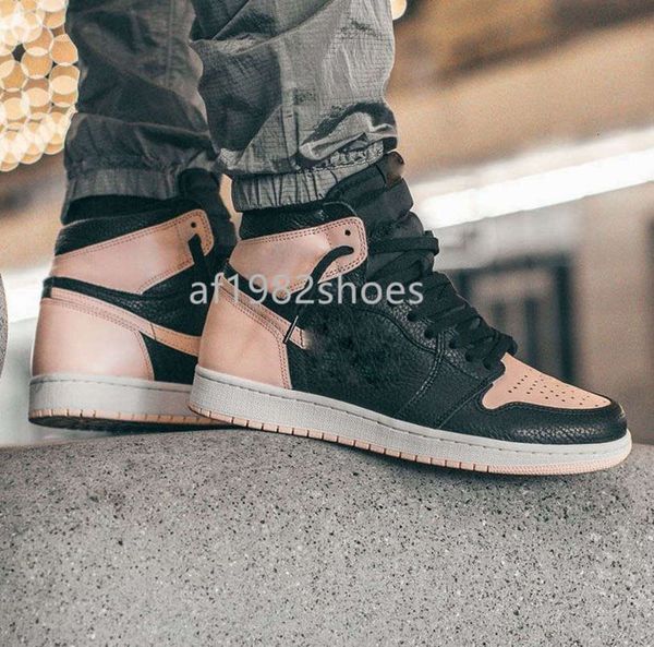 2021 mens womens jumpman basketball shoes 1s black crimson tint hyper pink white 1 high og trainers sport sneakers
2021 mens womens jumpman basketball shoes 1s black crimson tint hyper pink white 1 high og trainers sport sneakers
