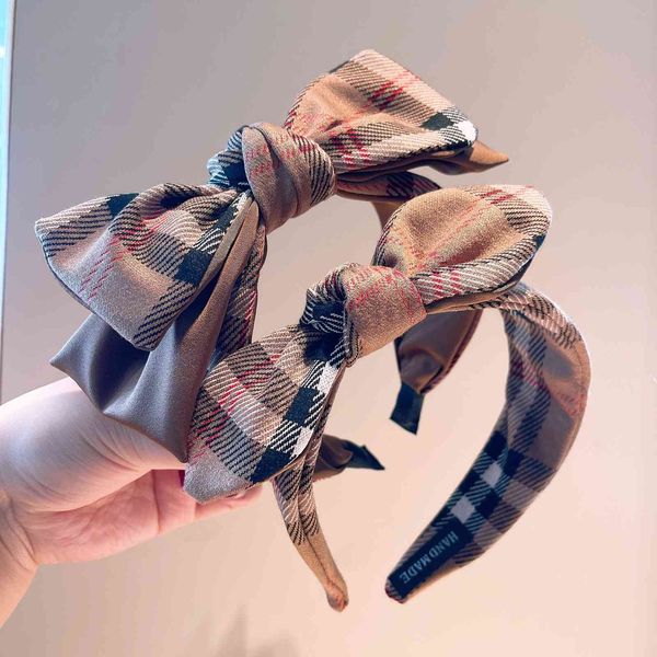 barrettes hairpin autumn and winter new korean ins net red temperament british lattice double-layer bow hoop jewelry, Golden;silver
barrettes hairpin autumn and winter new korean ins net red temperament british lattice double-layer bow hoop jewelry, Golden;silver