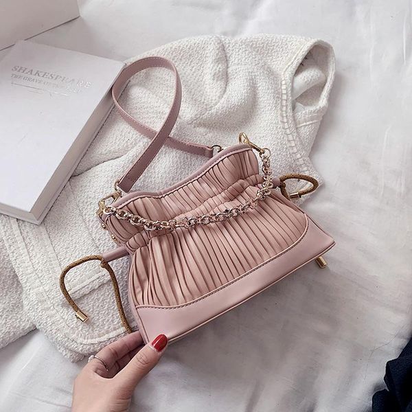 cross body pu leather women designer handbag 2021 shoppers purses fashion casual solid color pleated chain drawstring clouds crossbody bags
cross body pu leather women designer handbag 2021 shoppers purses fashion casual solid color pleated chain drawstring clouds crossbody bags